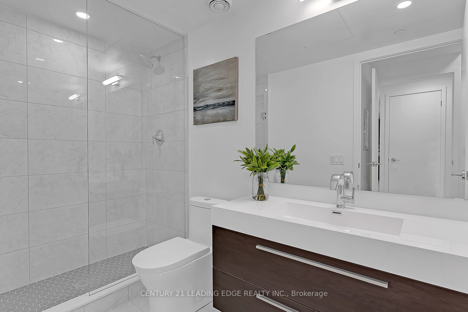 39 Roehampton Ave, #4109