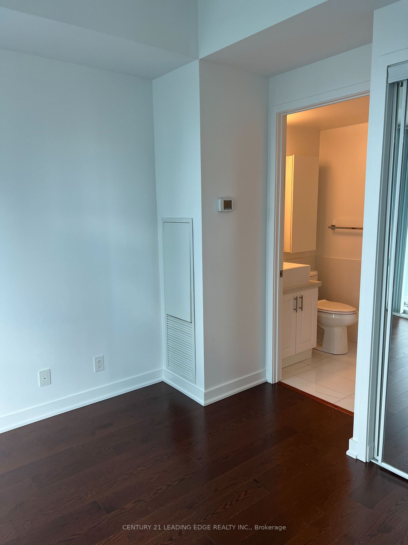14 York St, #1205