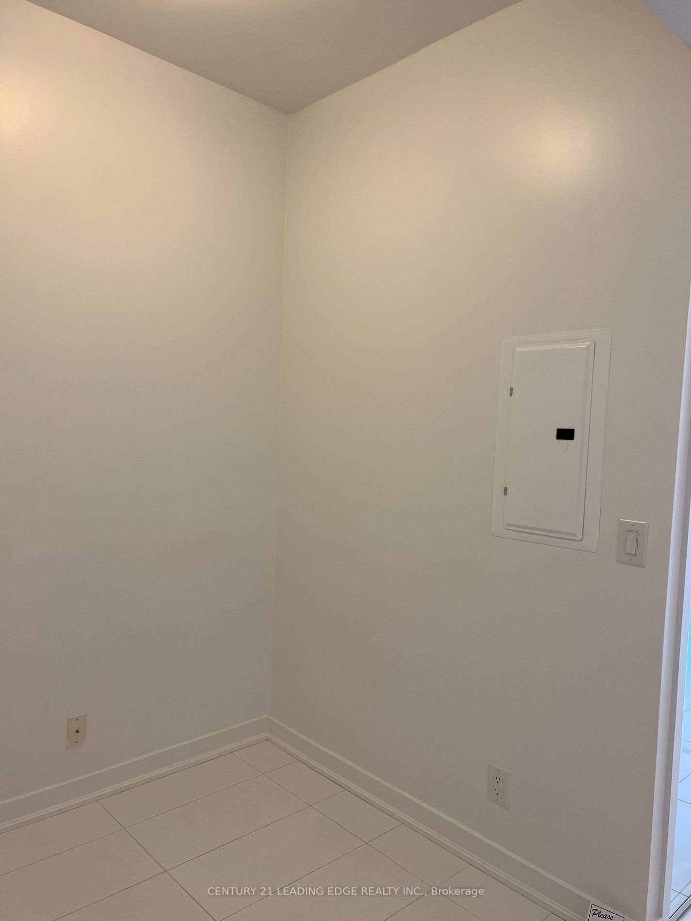 14 York St, #1205