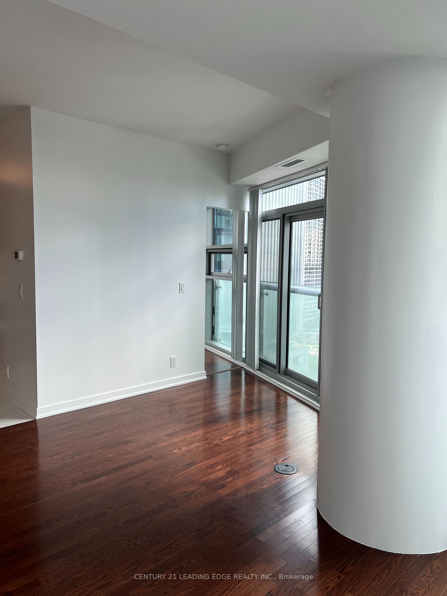 14 York St, #1205