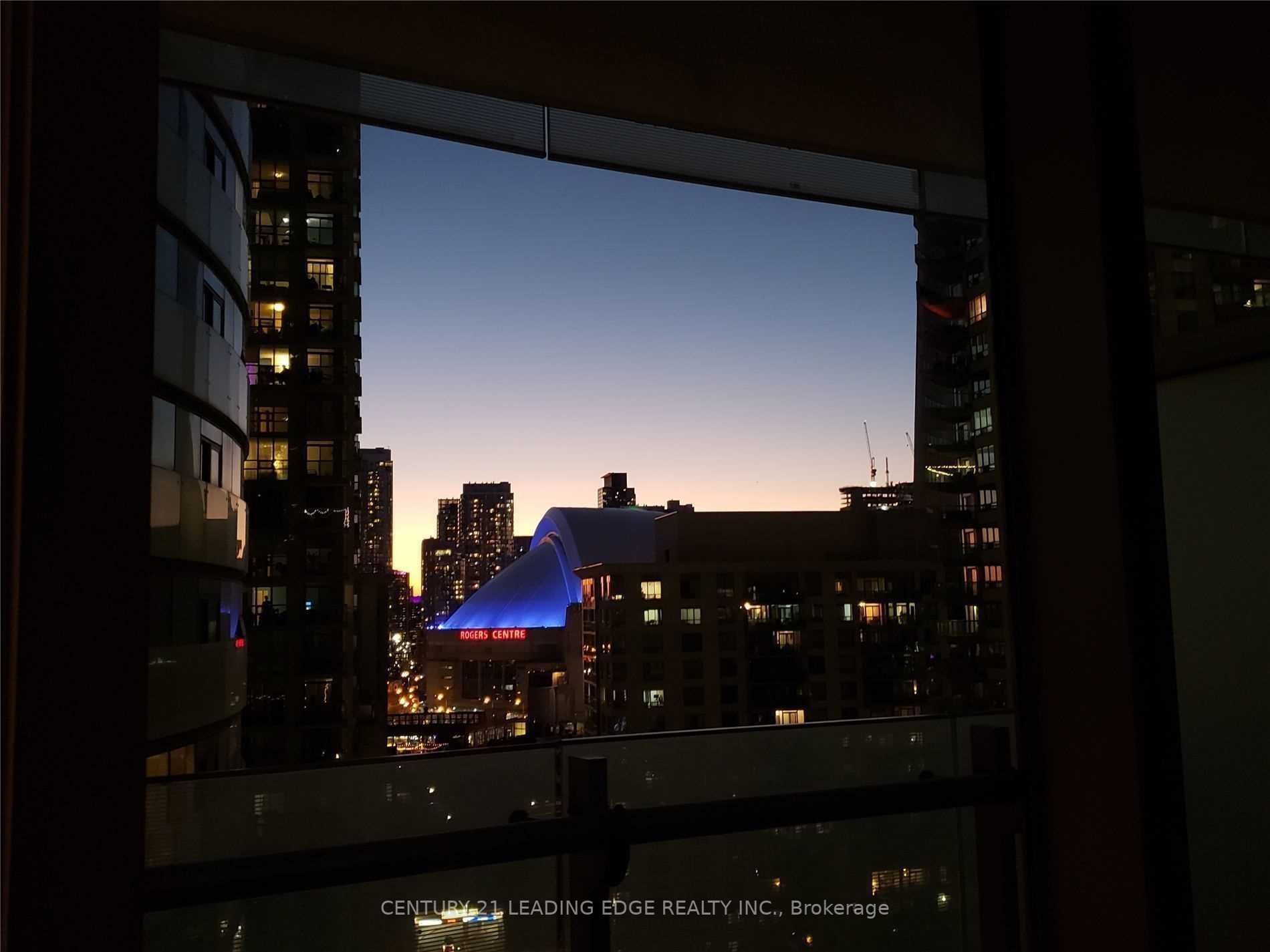 14 York St, #1205