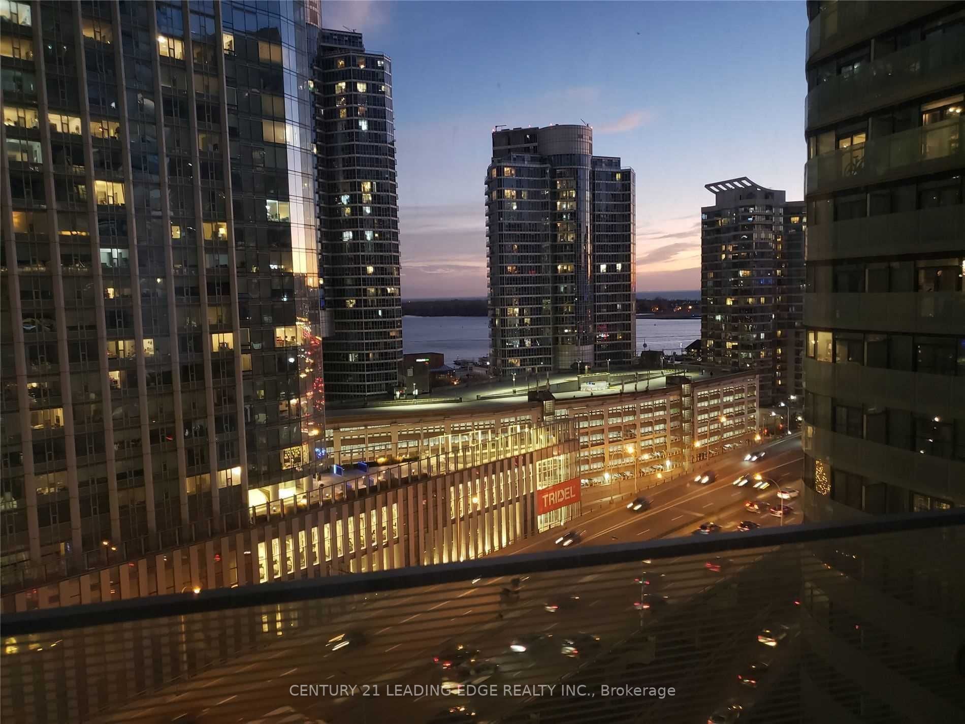 14 York St, #1205