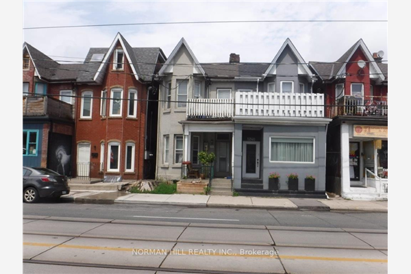 1242 College St, Toronto