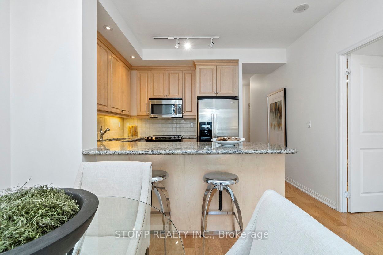 628 Fleet St, #809