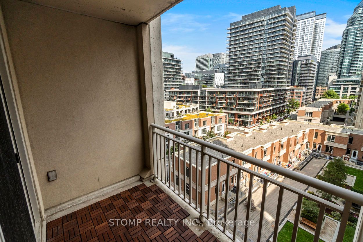 628 Fleet St, #809