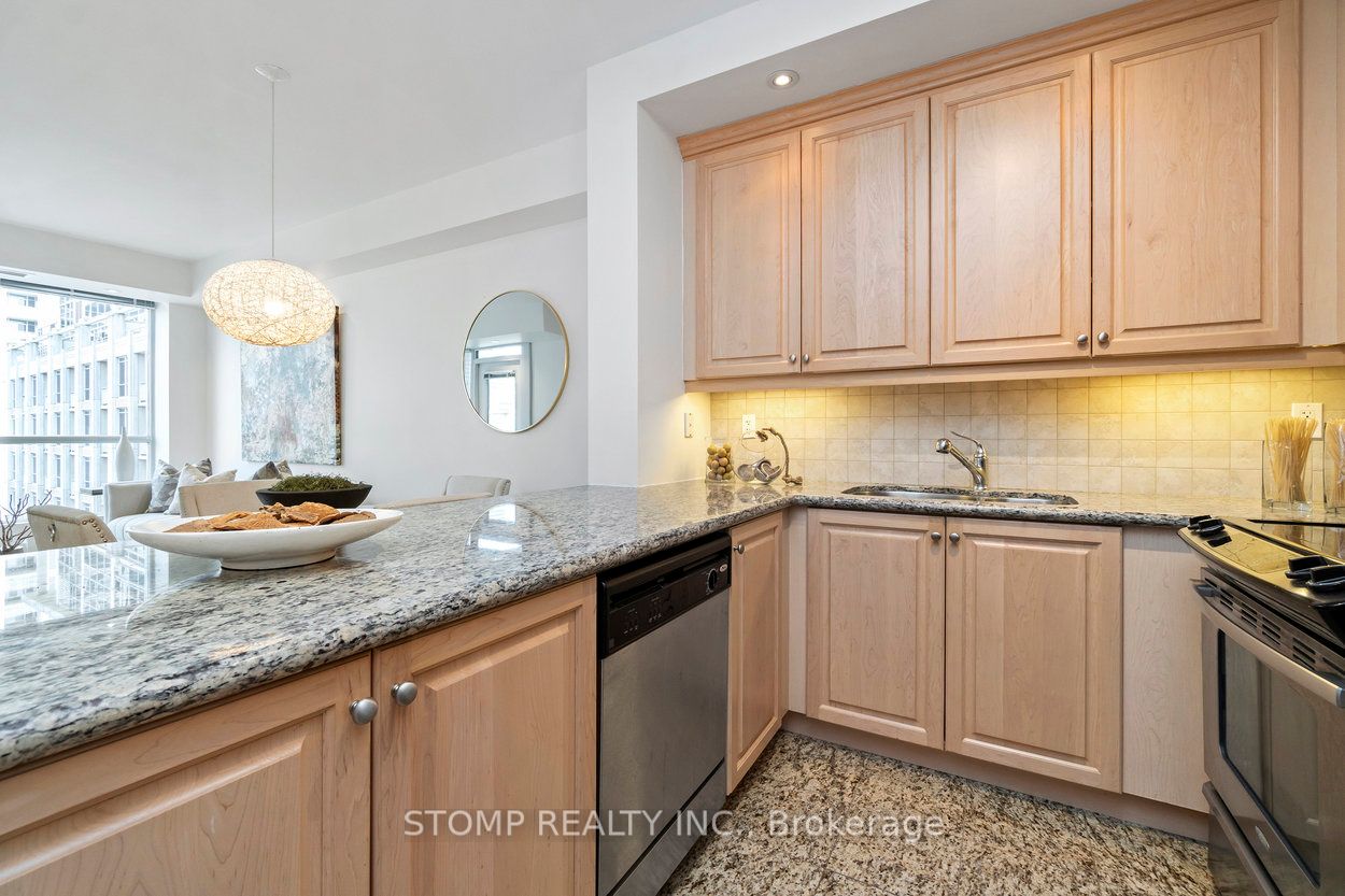 628 Fleet St, #809