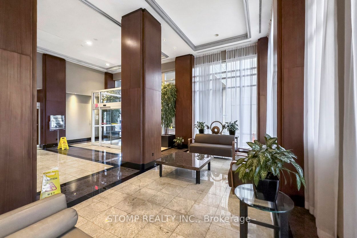 628 Fleet St, #809