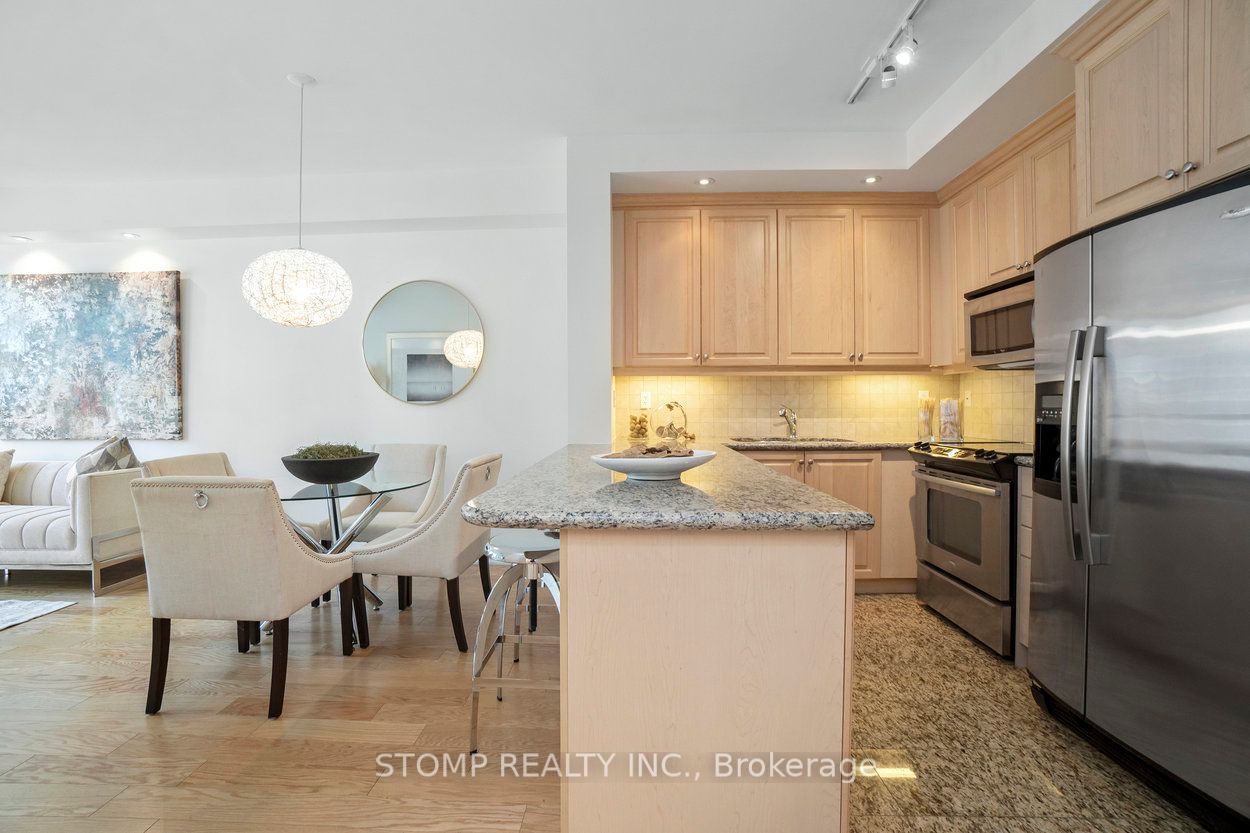628 Fleet St, #809