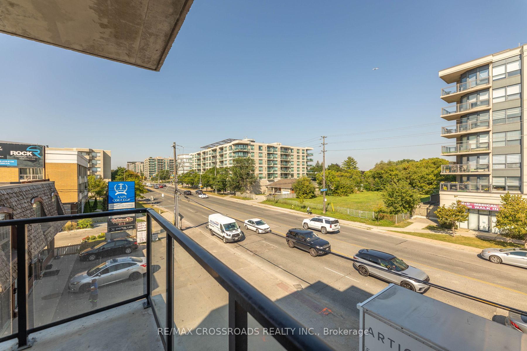 871 Sheppard Ave W, #Th11