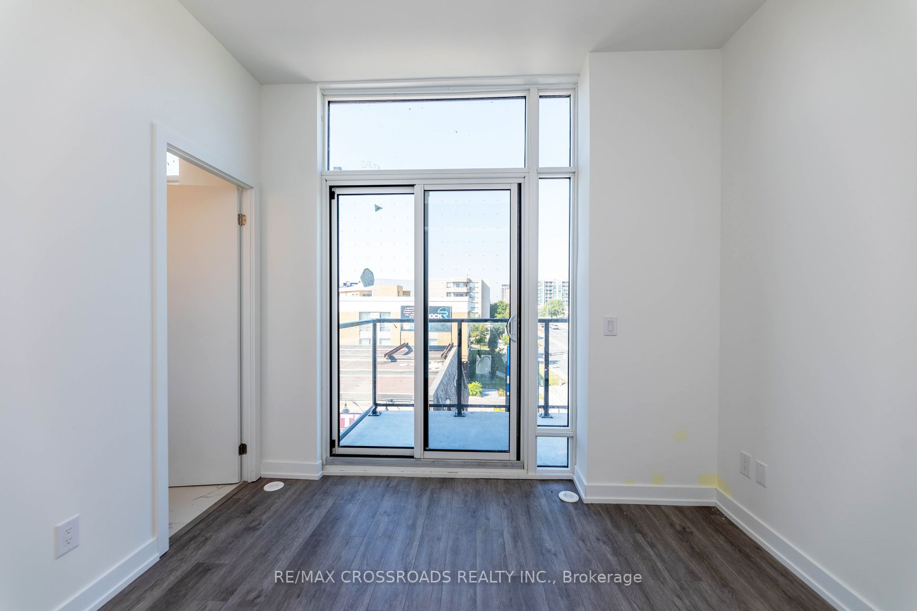 871 Sheppard Ave W, #Th11
