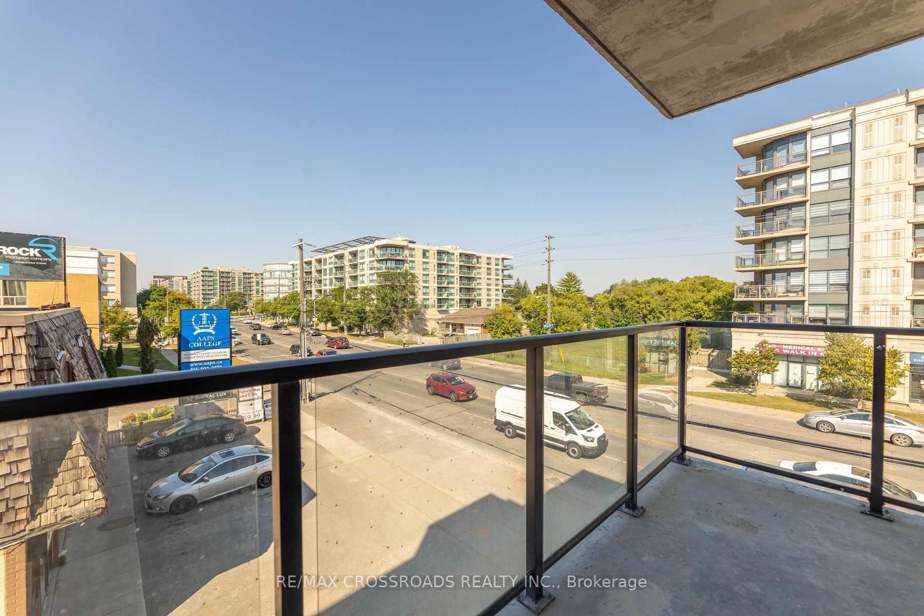 871 Sheppard Ave W, #Th11