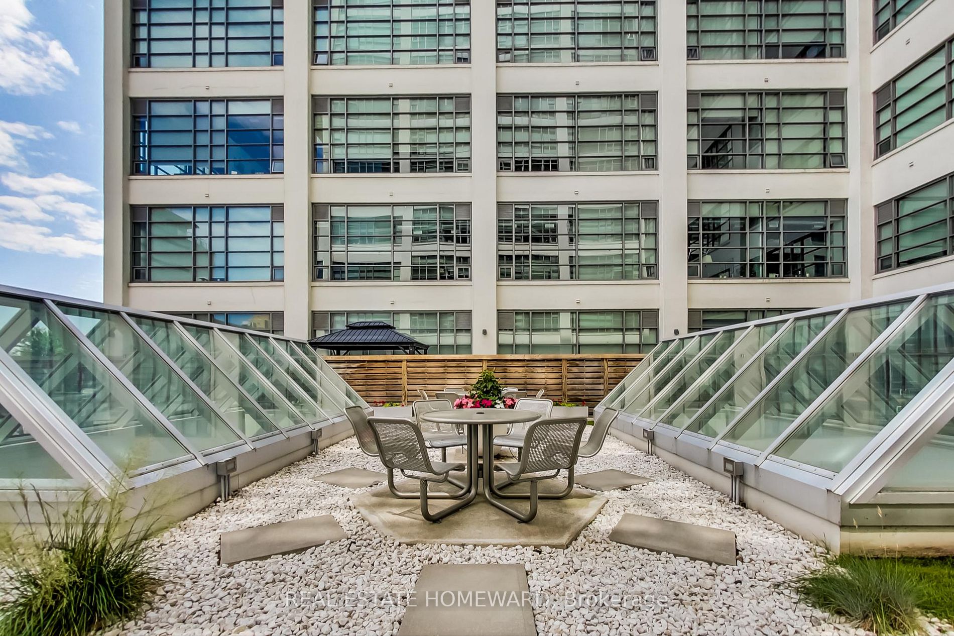 637 Lake Shore Blvd W, #633