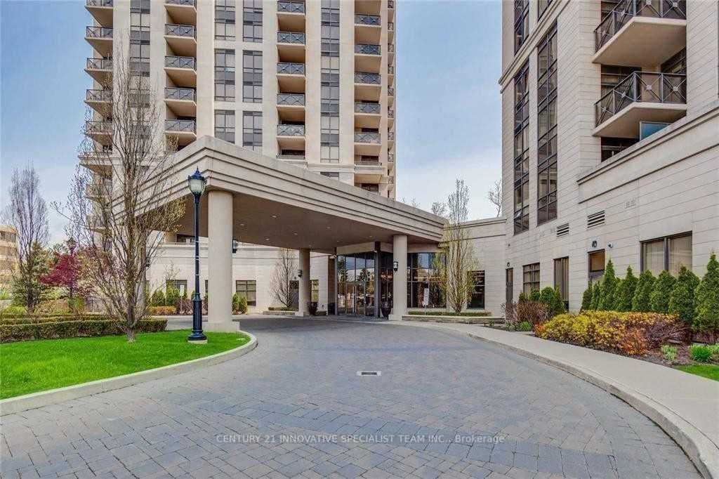 133 Wynford Dr, #909