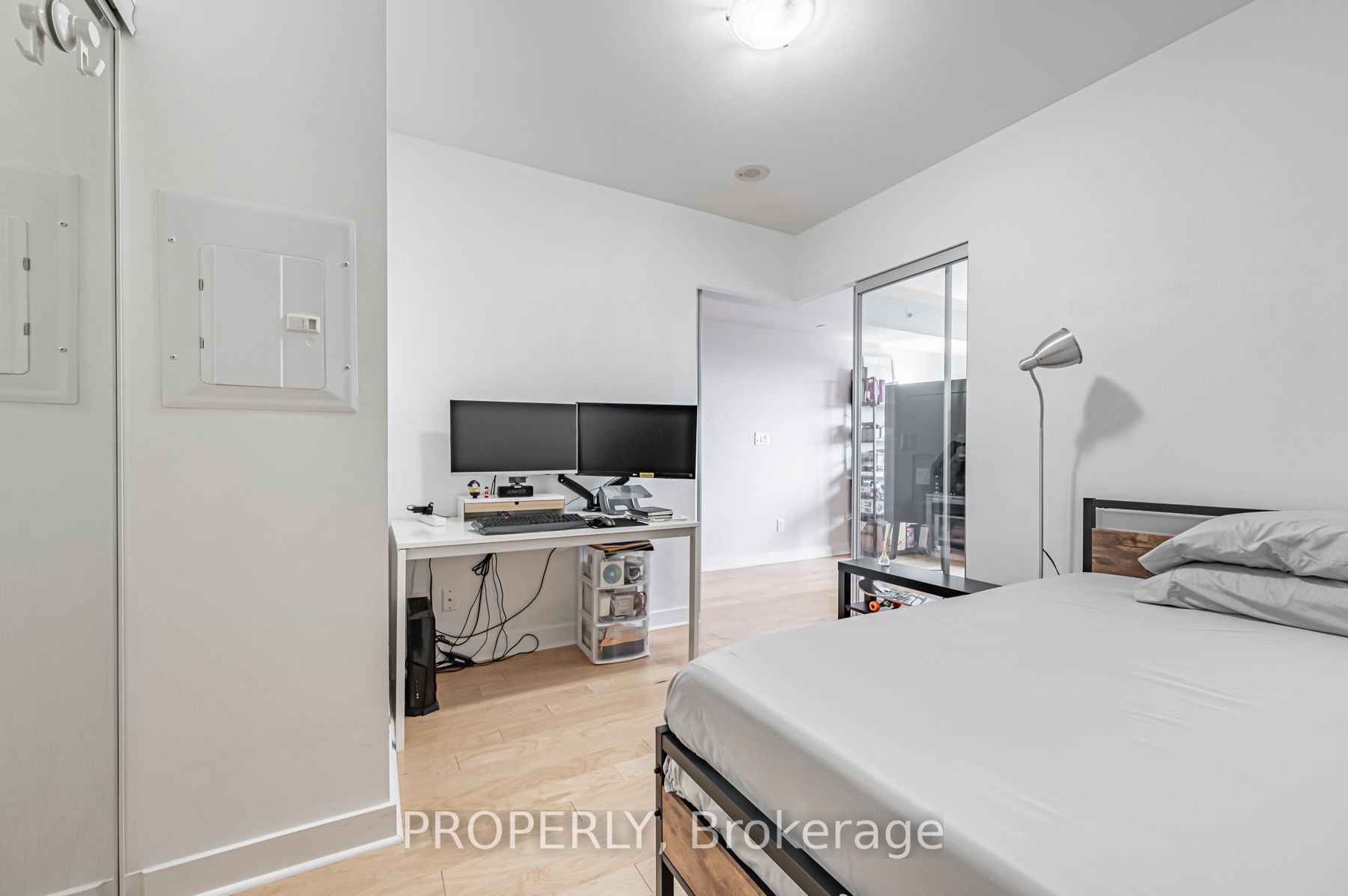 58 Orchard View Blvd, #1109