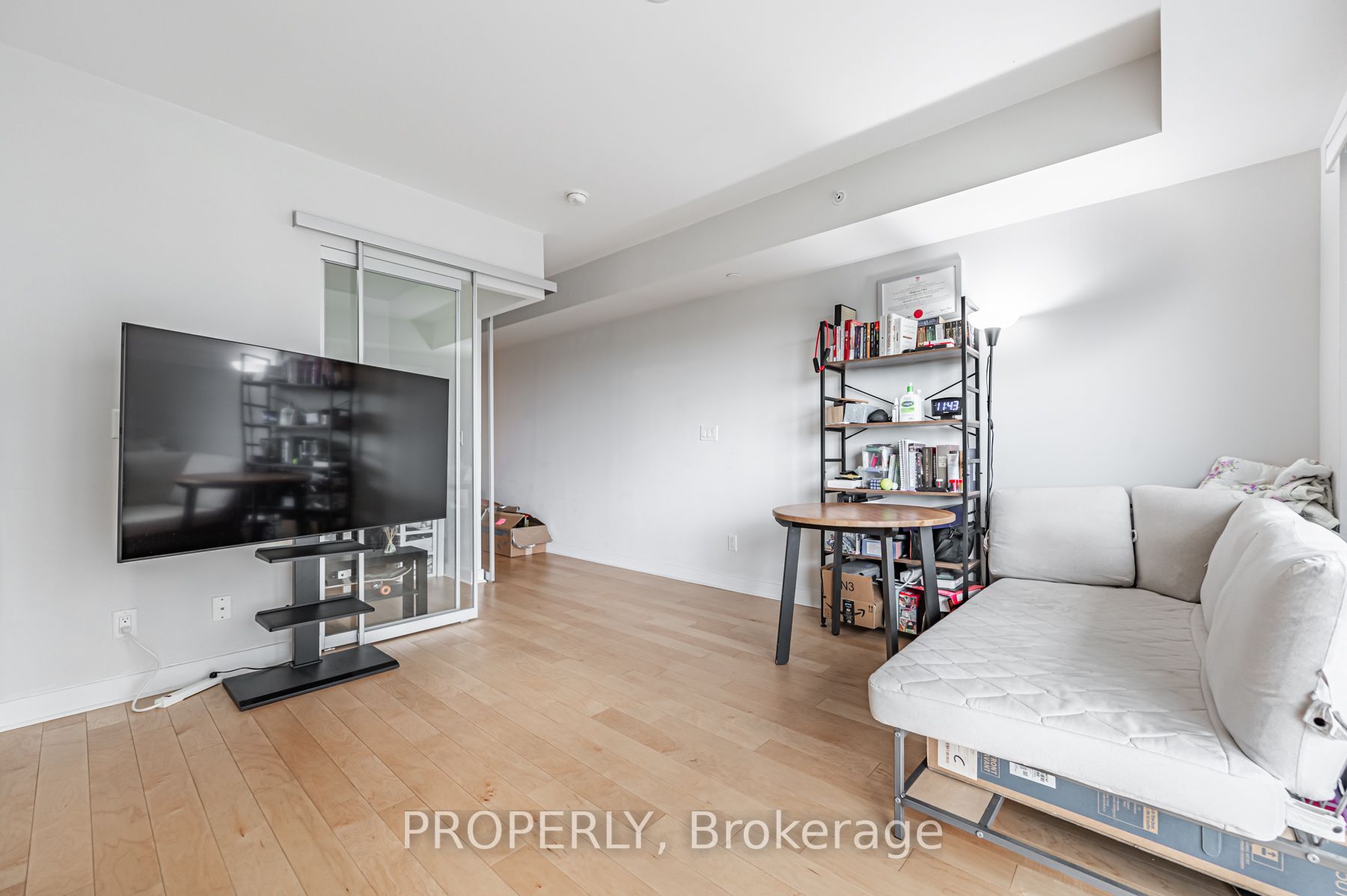 58 Orchard View Blvd, #1109