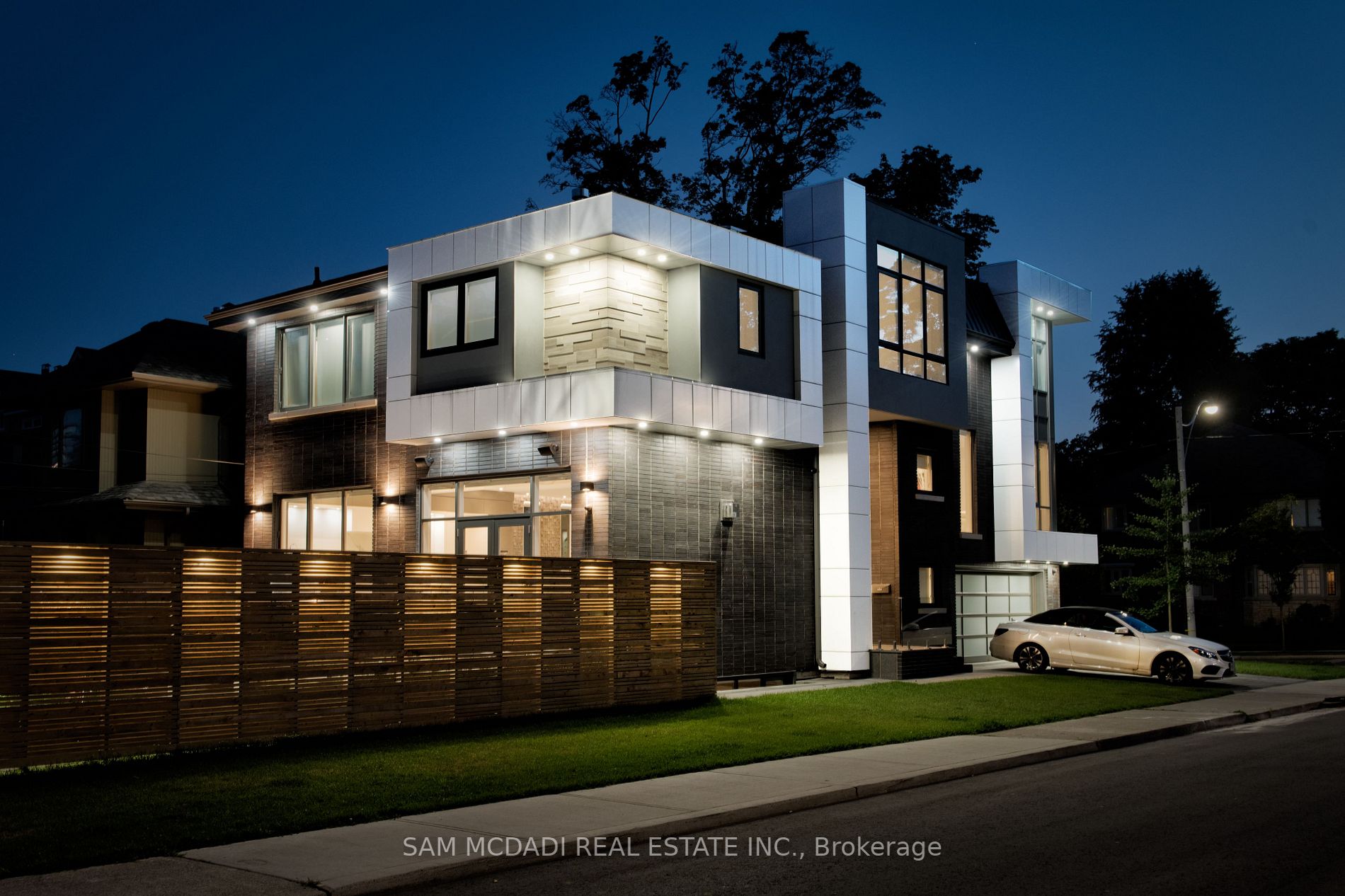59 Lascelles Blvd