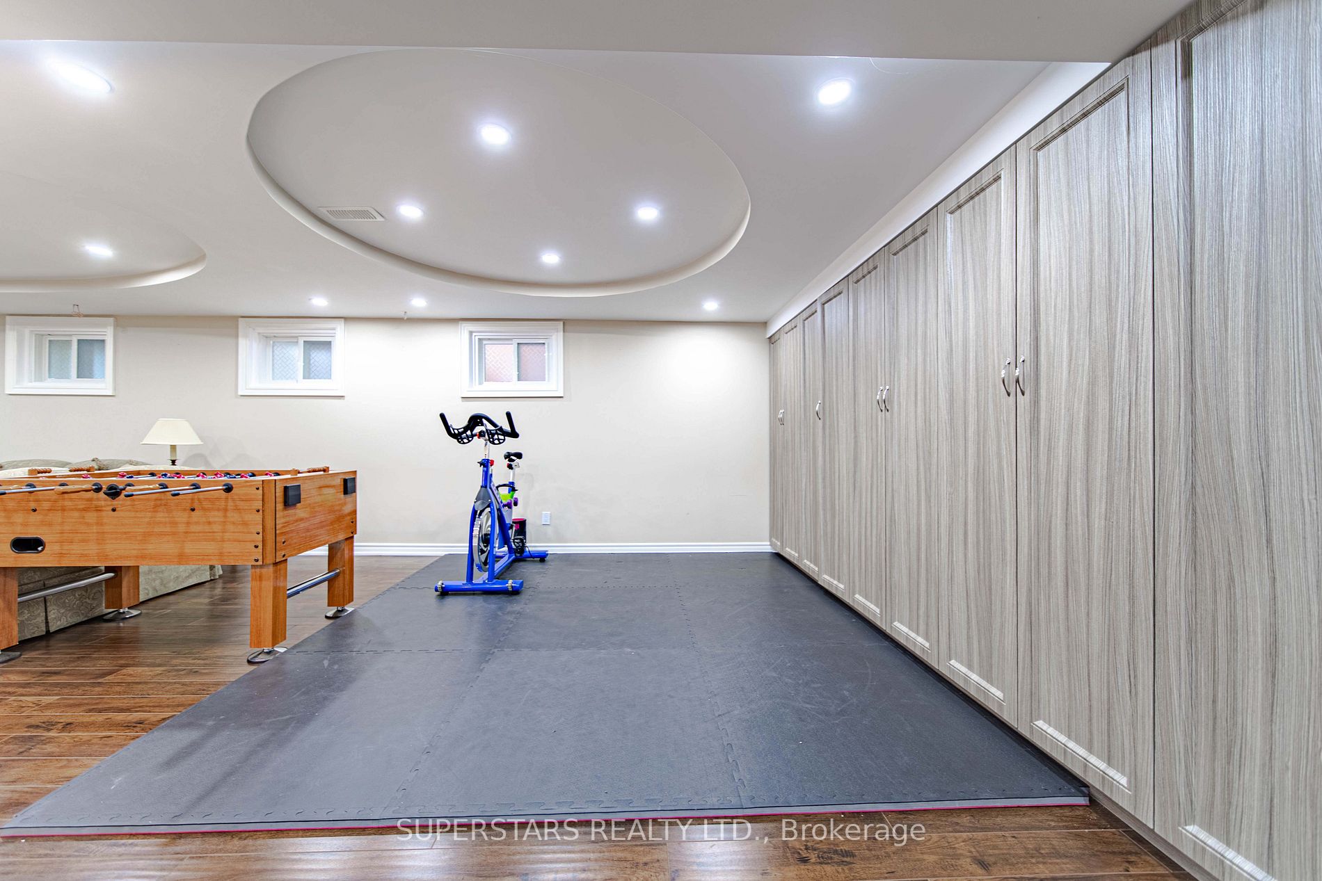 36 Butterfield Dr