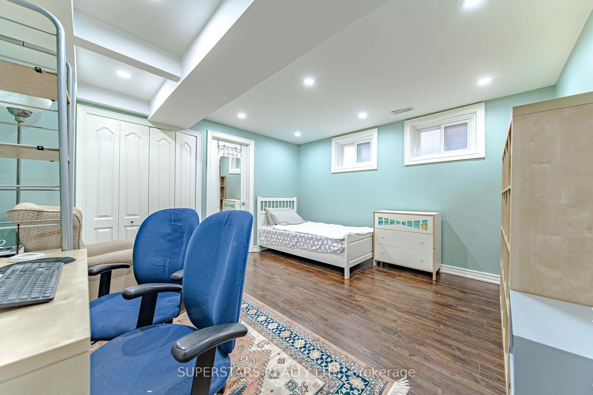36 Butterfield Dr