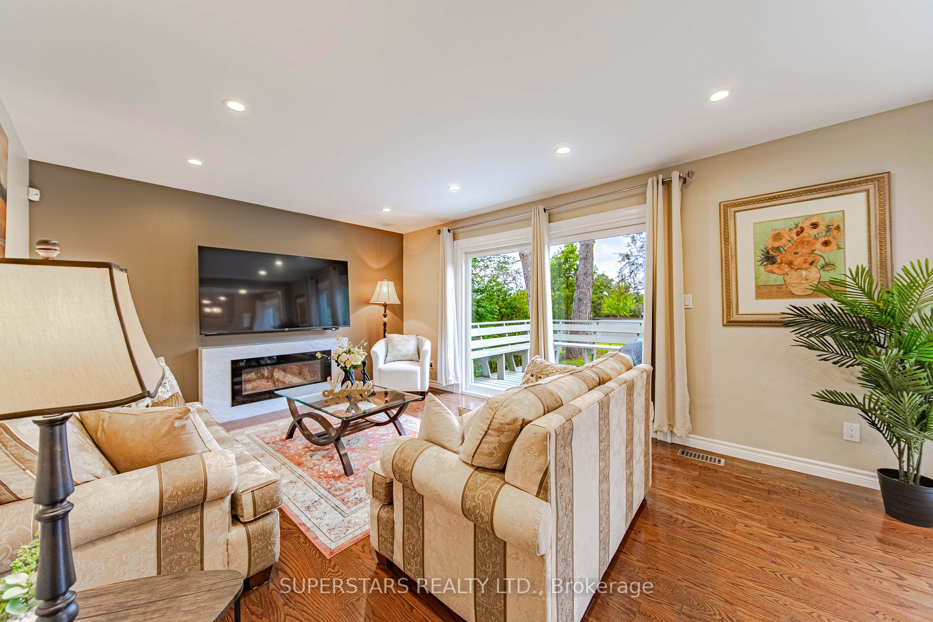 36 Butterfield Dr