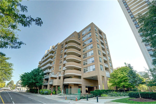 245 Davisville Ave, Toronto