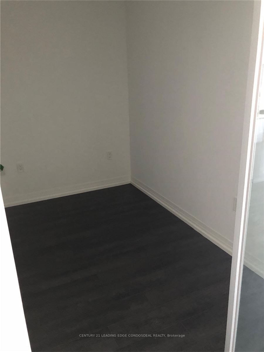 251 Jarvis St, #1827