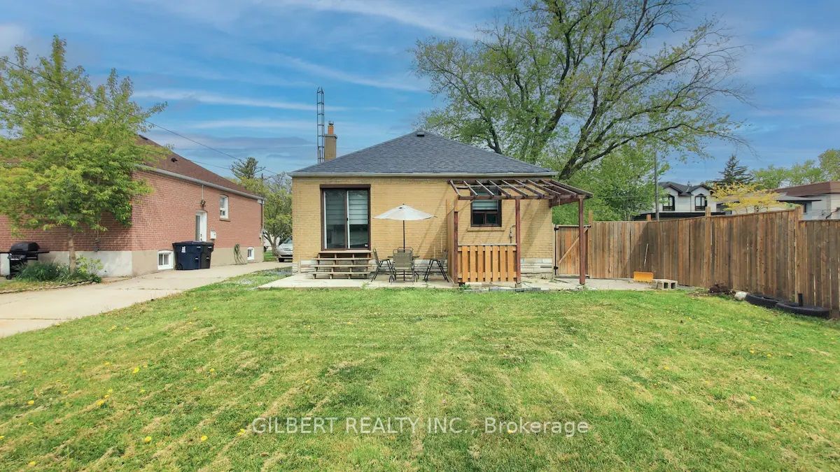 99 Reiner Rd