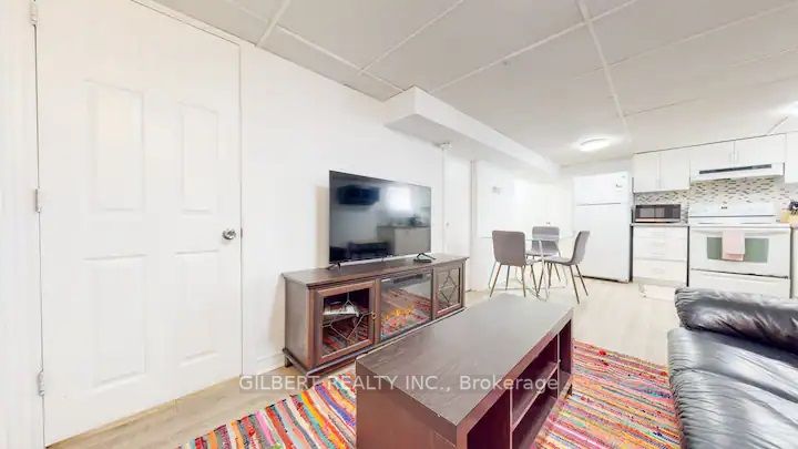 99 Reiner Rd