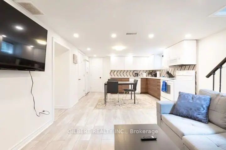 101 Reiner Rd