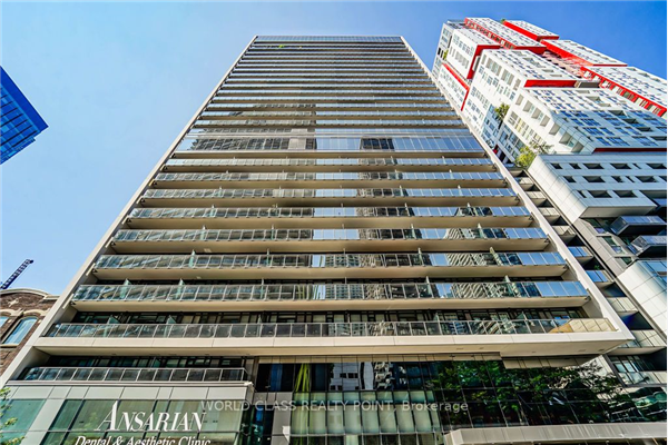 330 Richmond St W, Toronto
