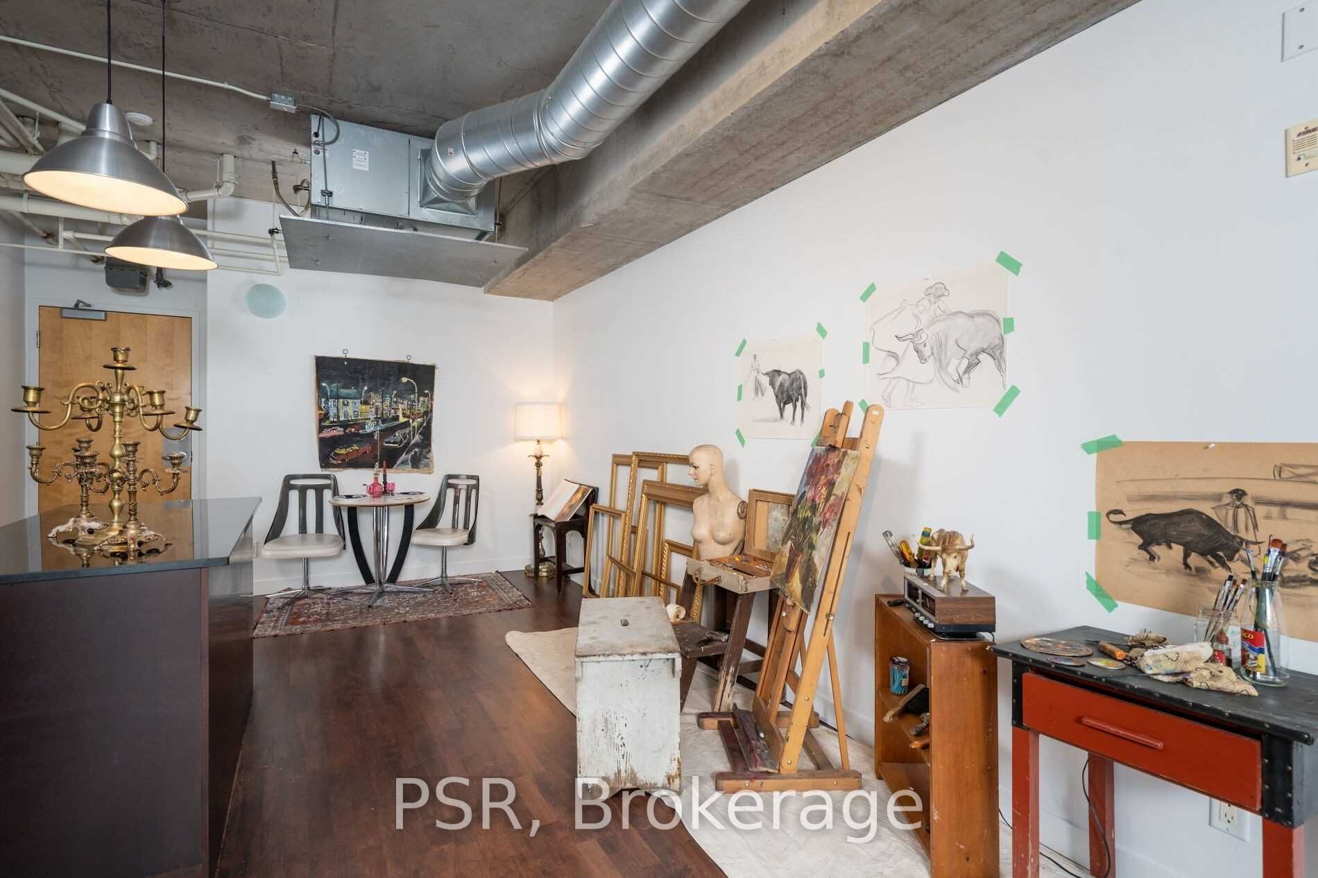 32 Stewart St, #606