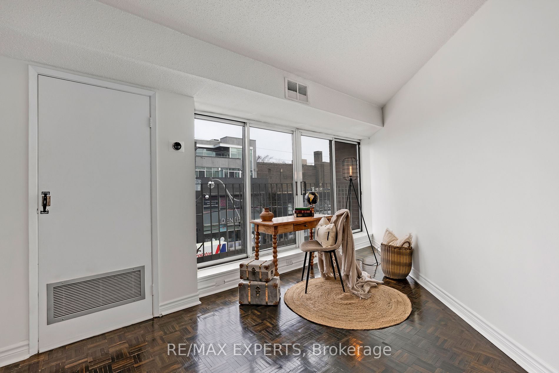 70 Elmsthorpe Ave, #202