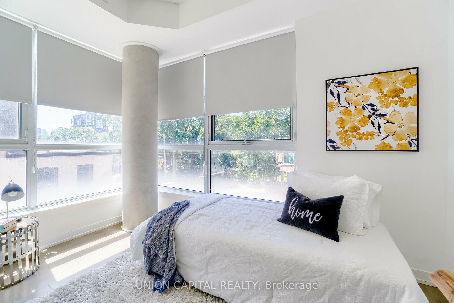 10 WILLISON Square, #202