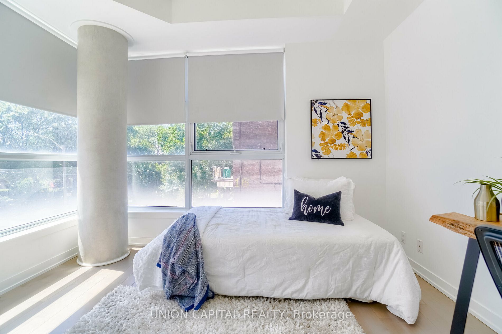 10 WILLISON Square, #202