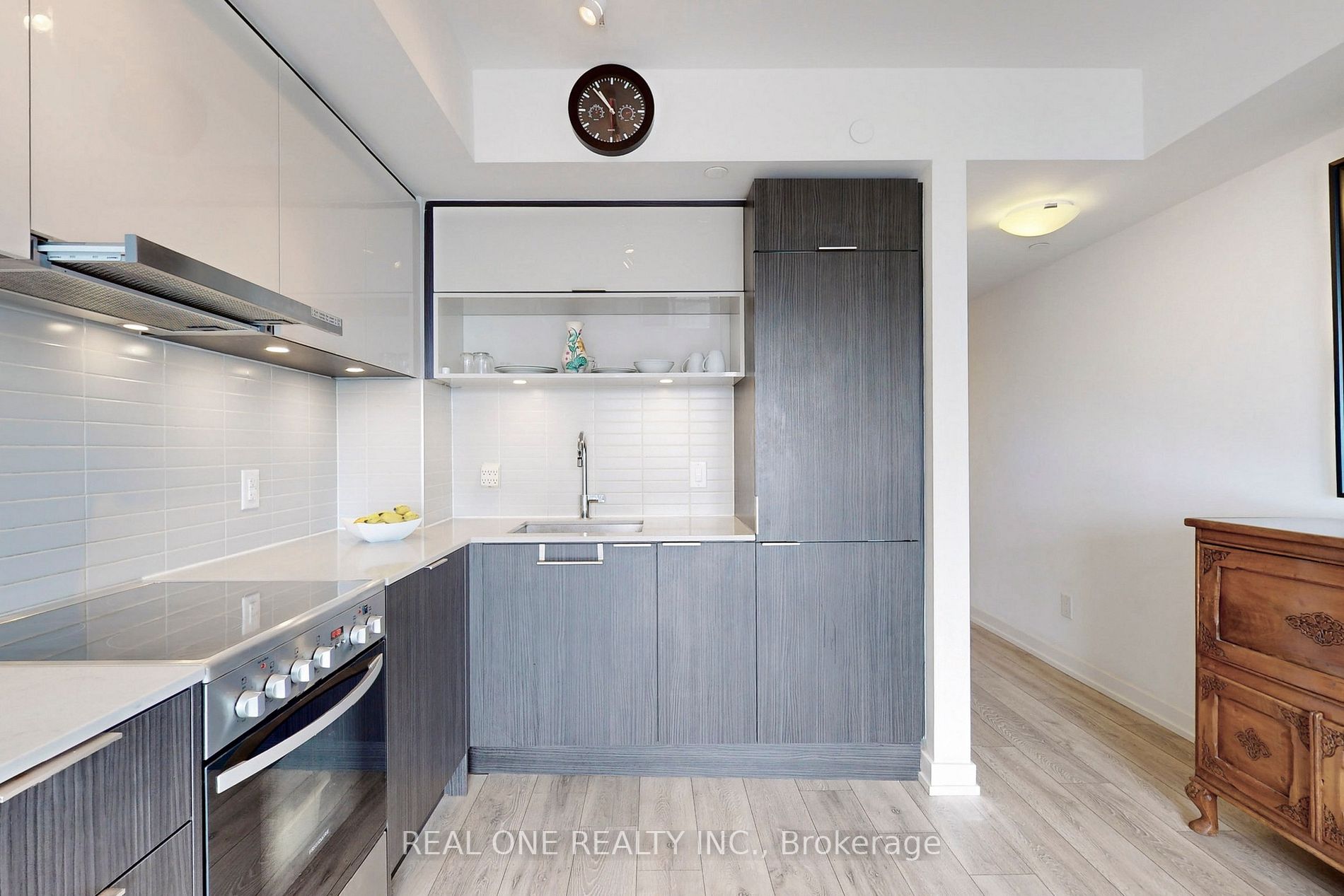 159 Wellesley St E, #2505