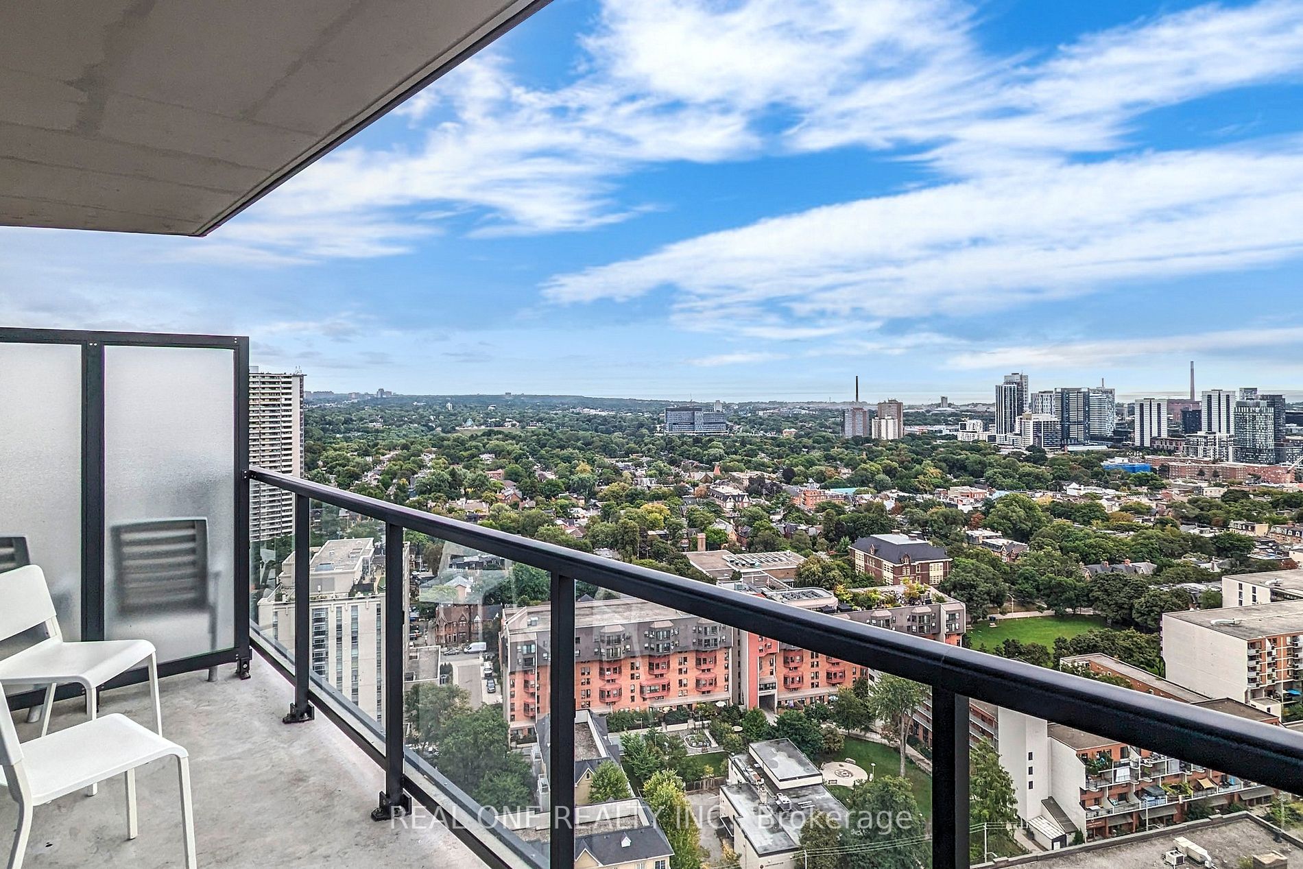 159 Wellesley St E, #2505