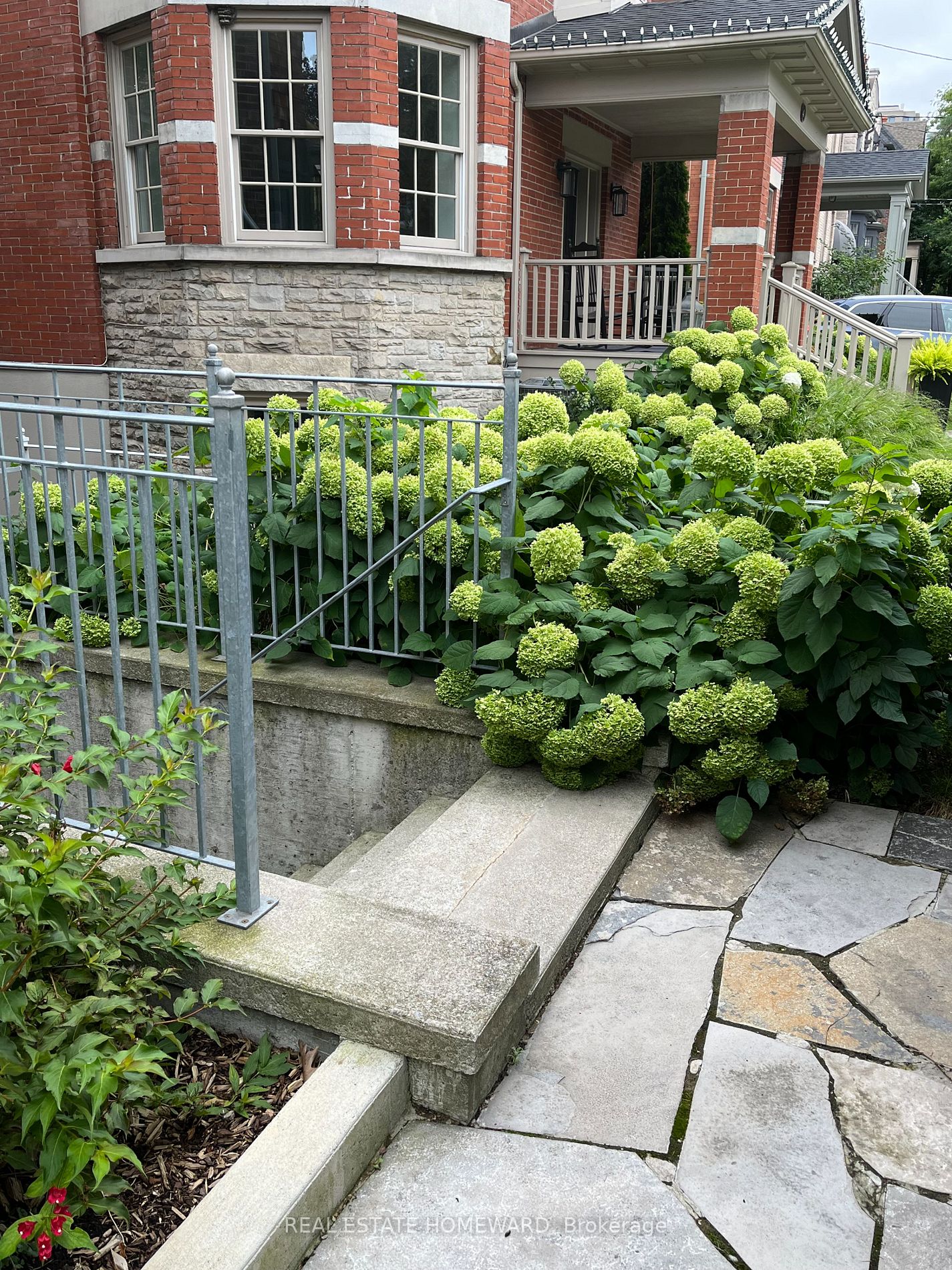 37 Lonsdale Rd