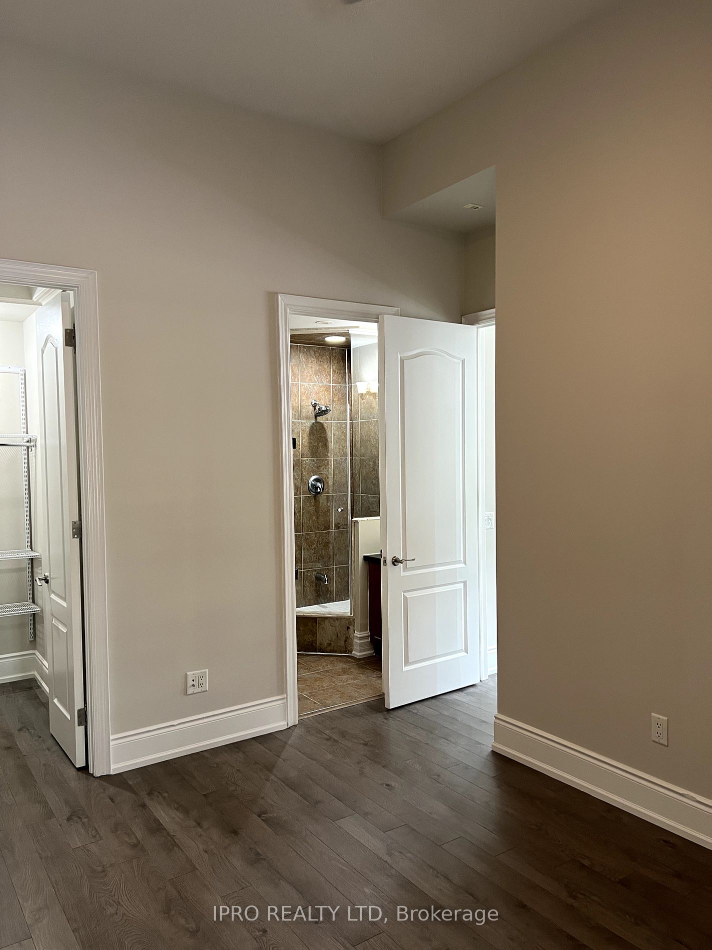 1111 Avenue Road, #102