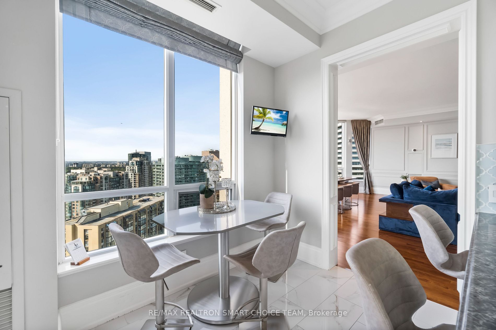 500 Doris Avenue, #LPH2819