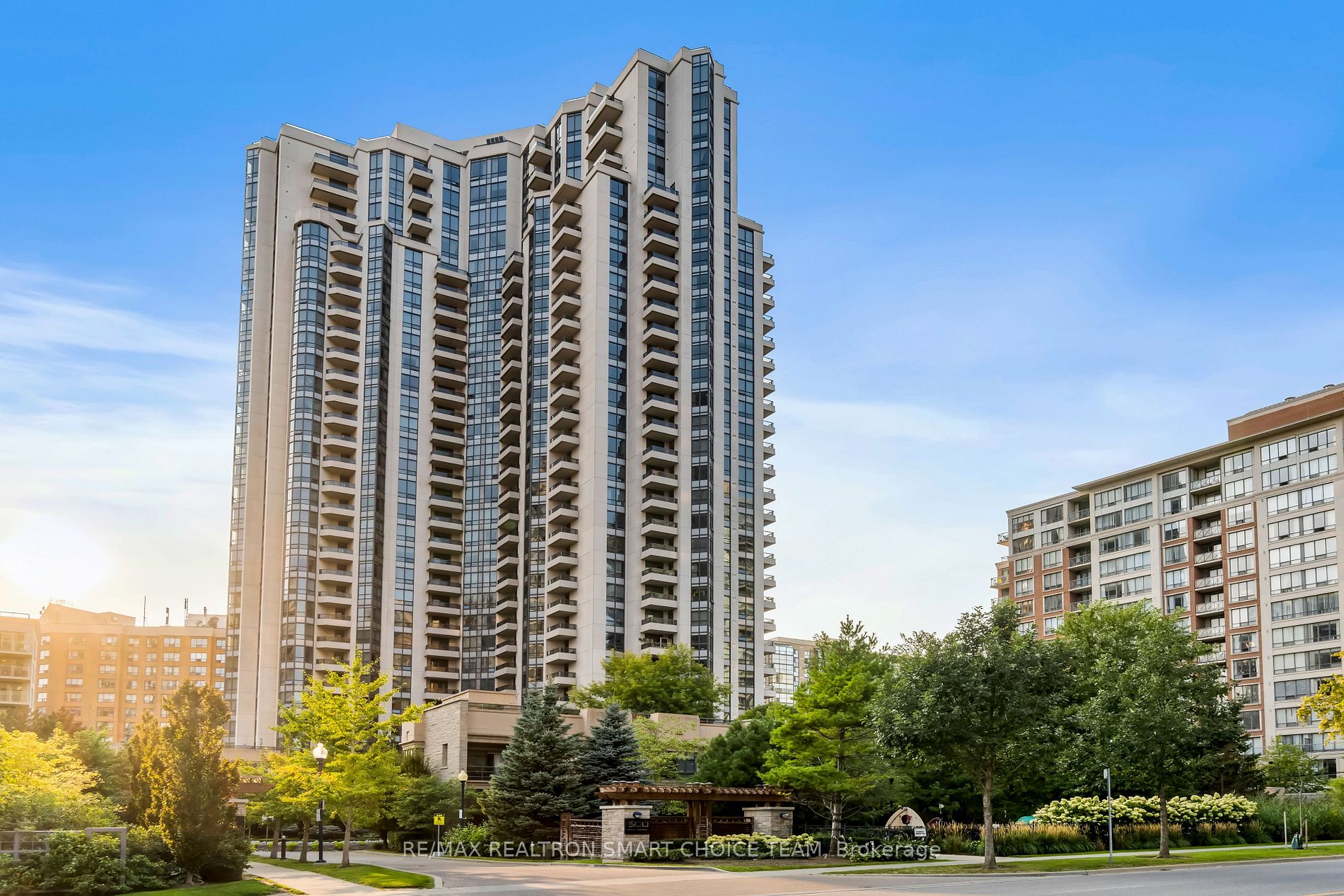 500 Doris Avenue, #LPH2819
