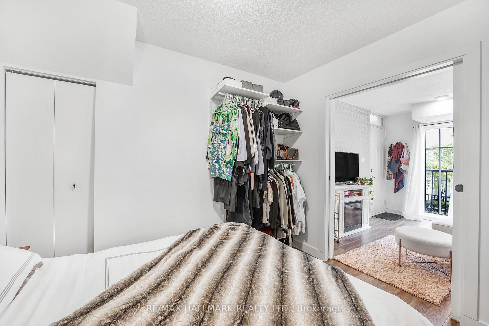 50 Western Battery Rd, #914