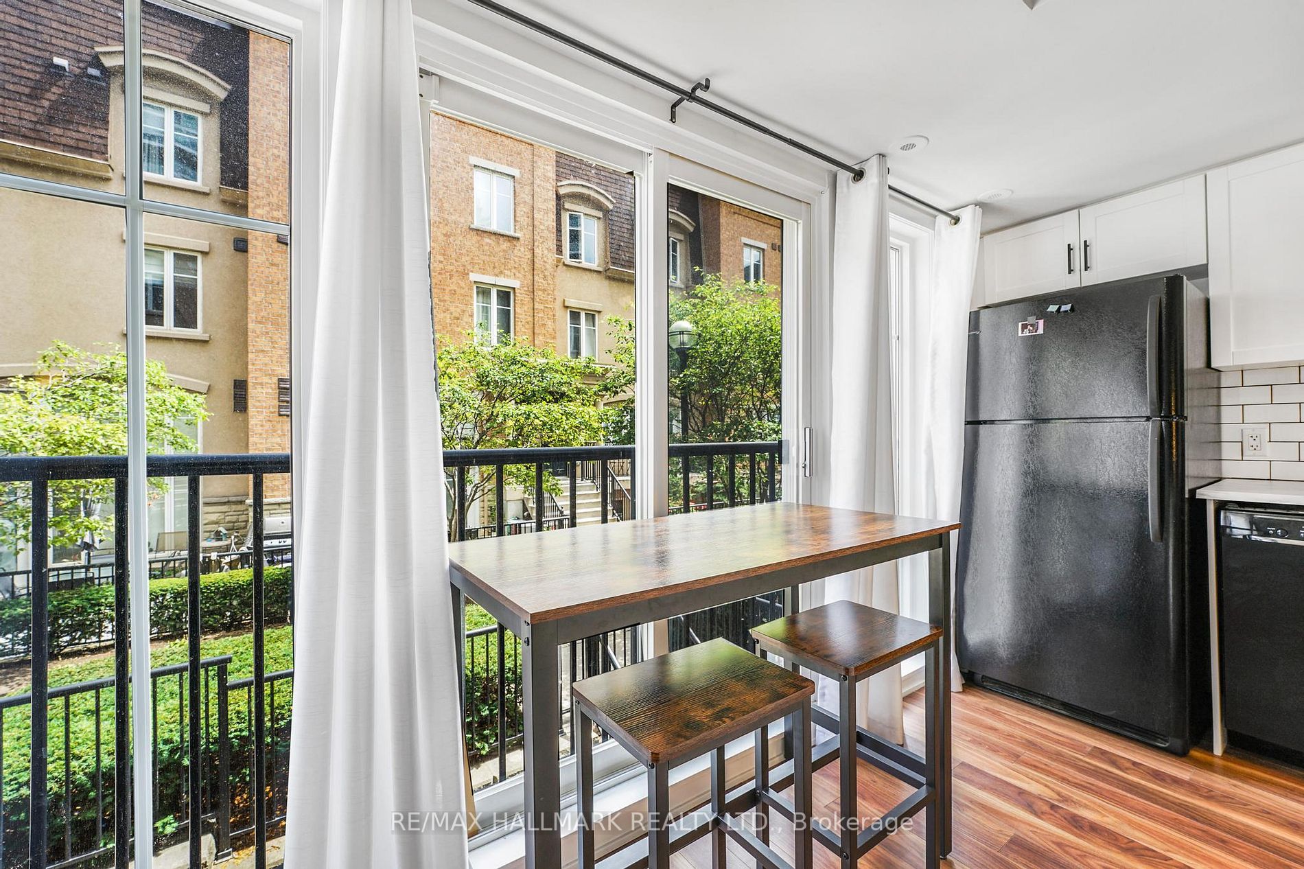 50 Western Battery Rd, #914