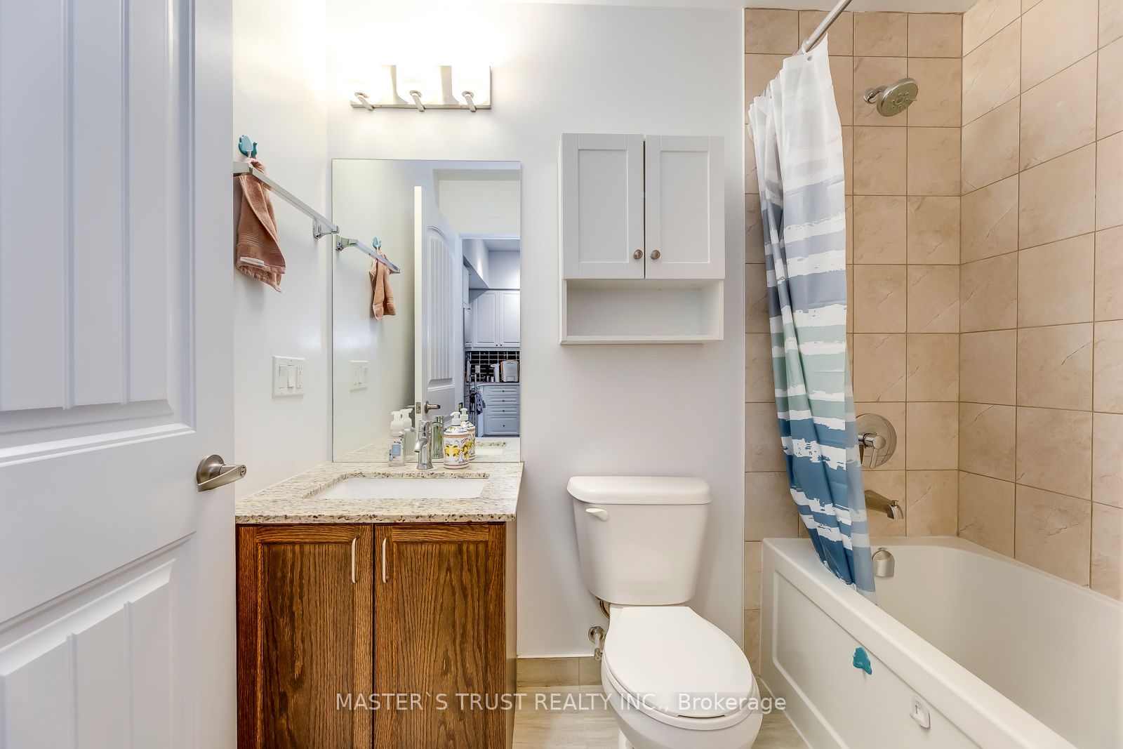 7 Kenaston Gdns, #629