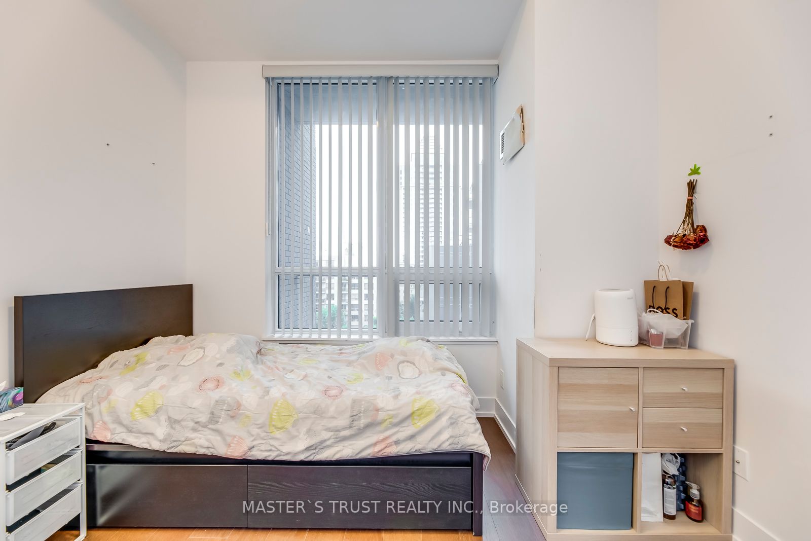 7 Kenaston Gdns, #629