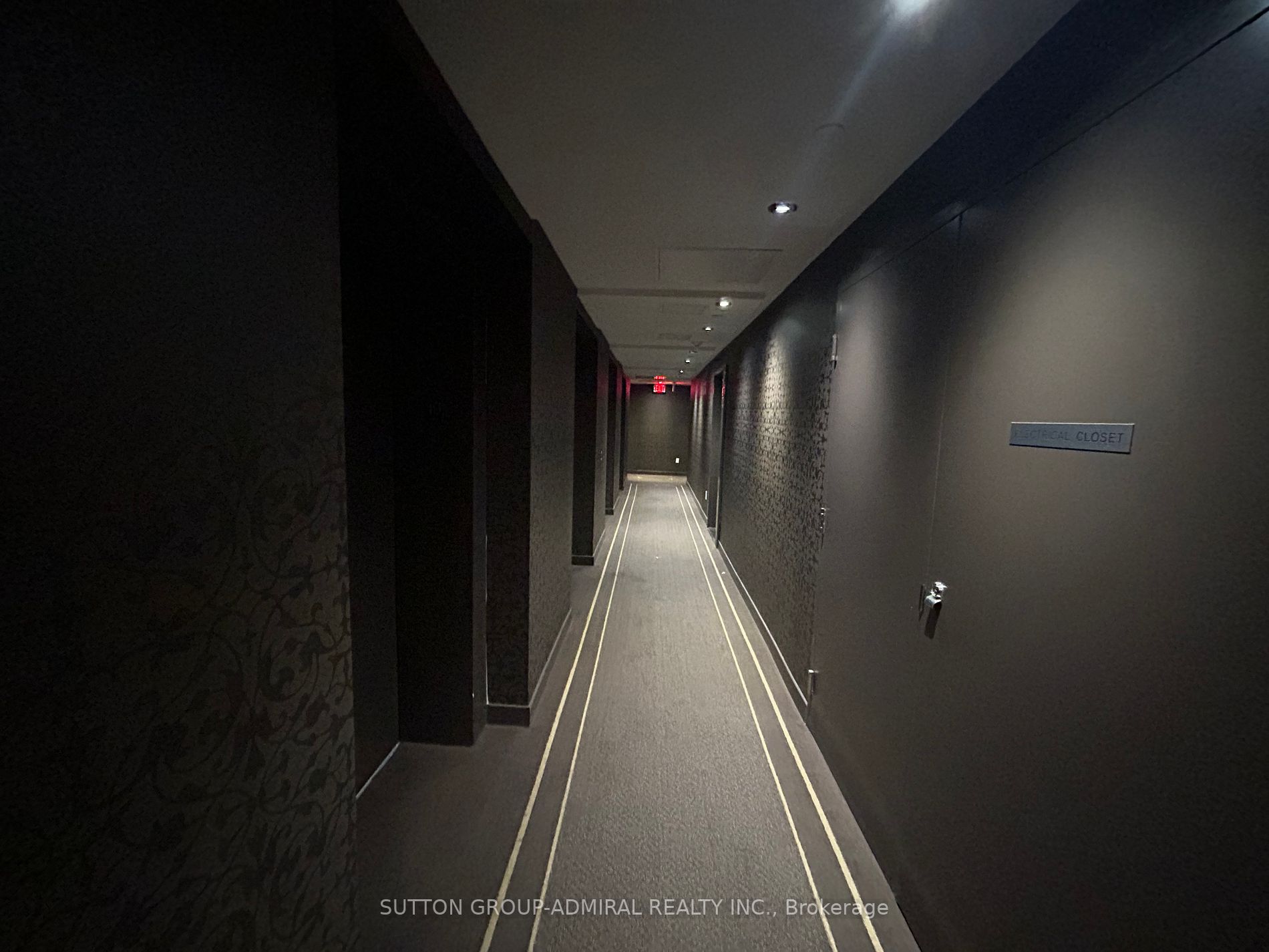 197 Yonge St, #1911