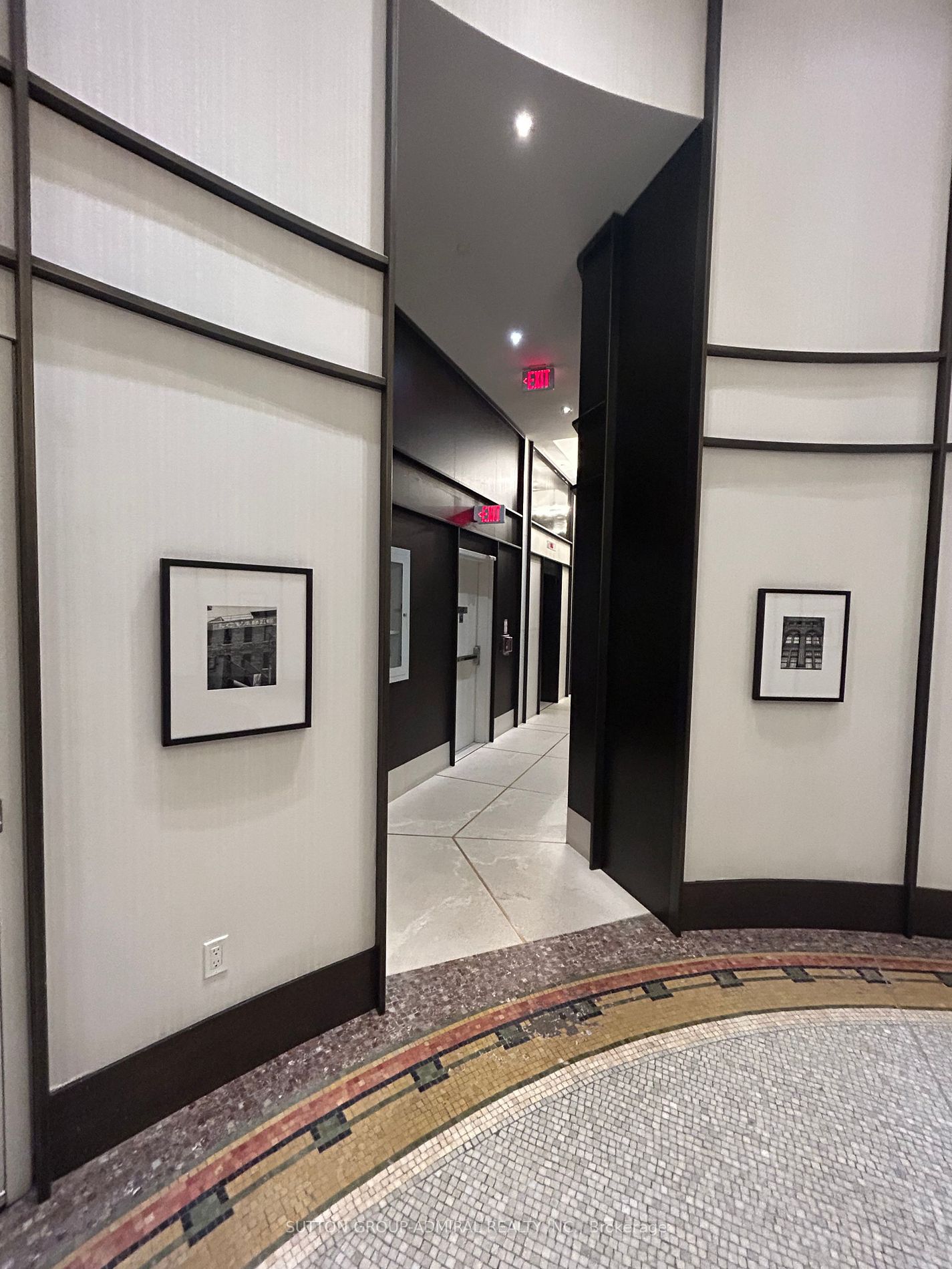 197 Yonge St, #1911