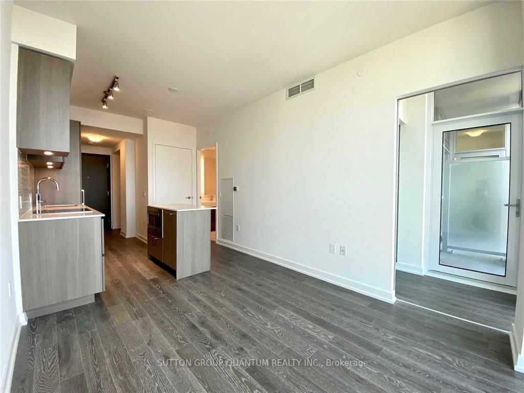 Listing C6805512 - Large Photo # 2