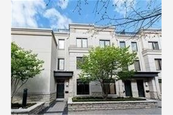 7 Oakburn Cres, Toronto