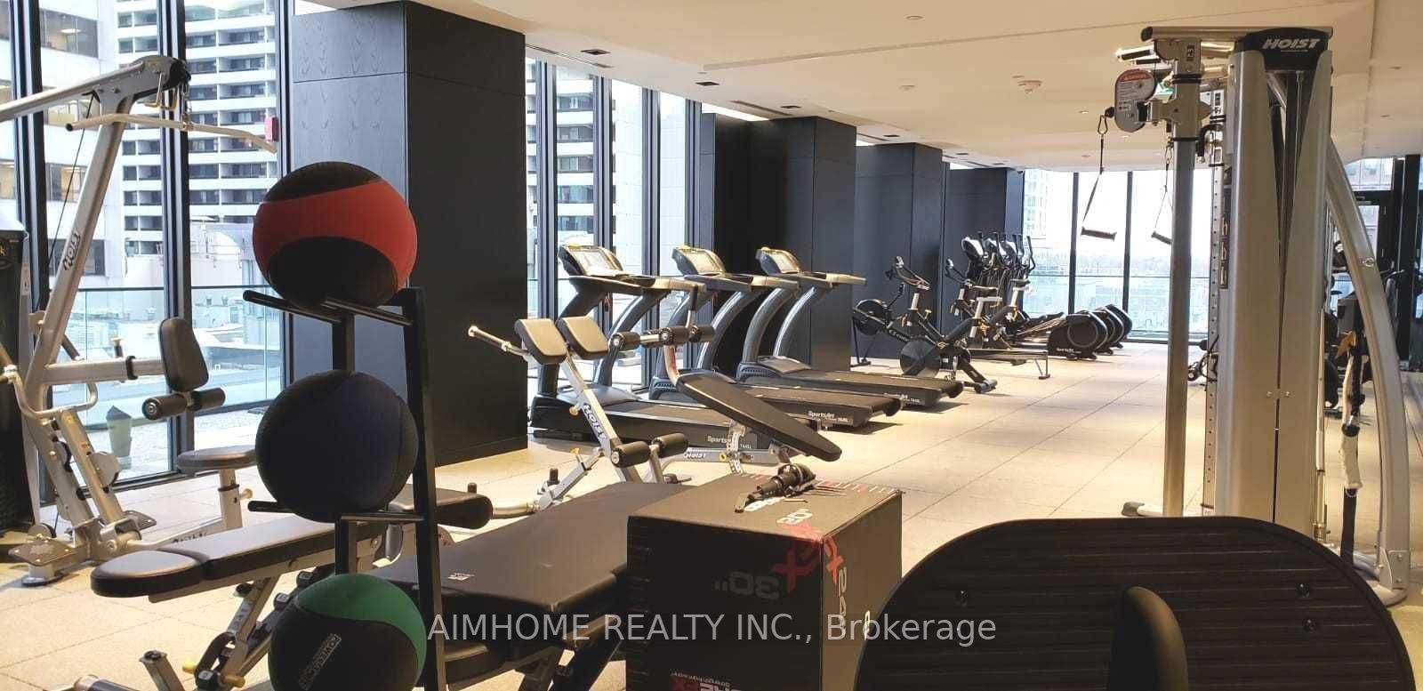 8 Eglinton Ave E, #3111