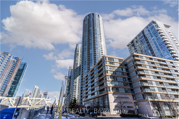 21 Iceboat Terr, Toronto