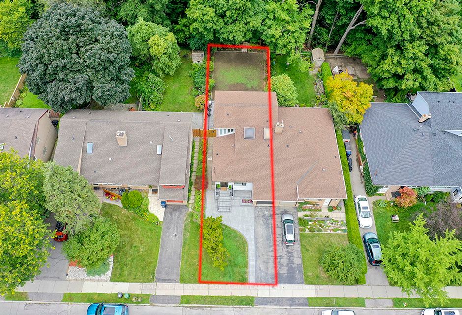 160 Three Valleys Dr